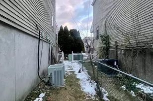 119 Pelhamdale Ave, Mount Vernon, NY 10553 - Photo 3