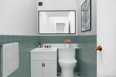 12 Old Mamaroneck Road #2G, White Plains, NY 10605 - Photo 31