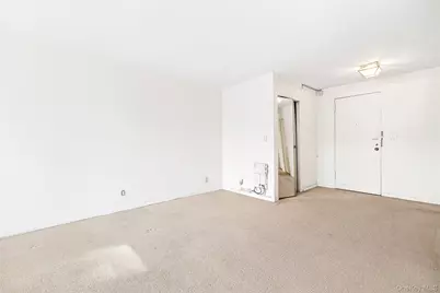 12 Old Mamaroneck Road #2G, White Plains, NY 10605 - Photo 9