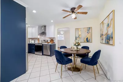 8 Patricia Court, Bethpage, NY 11714 - Photo 31