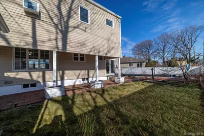 8 Patricia Court, Bethpage, NY 11714 - Photo 27