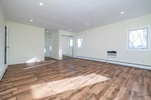 8 Patricia Ct, Bethpage, NY 11714 - Photo 23