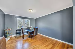 11 Marlo Ln, Hauppauge, NY 11788 - Photo 17