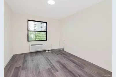 409 Warburton Avenue #3A, Yonkers, NY 10701 - Photo 3
