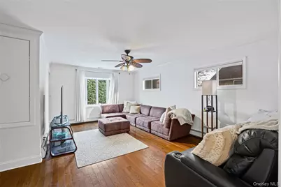 3285 Neptune Avenue, Oceanside, NY 11572 - Photo 9