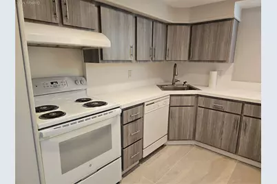 43 Hartman  Hill Road, Huntington, NY 11743 - Photo 3