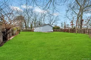 19 Windus Dr, Shirley, NY 11967 - Photo 29