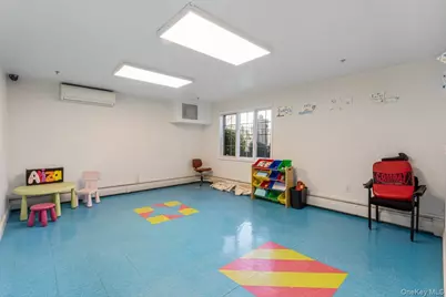 62-48 Mt Olivet Crescent #S1, Middle Village, NY 11379 - Photo 7