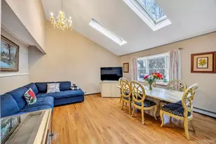 542 Freeman Ave, Brentwood, NY 11717 - Photo 7