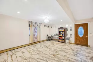 542 Freeman Ave, Brentwood, NY 11717 - Photo 23