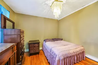 542 Freeman Avenue, Brentwood, NY 11717 - Photo 17