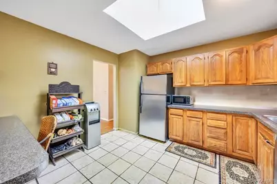 542 Freeman Avenue, Brentwood, NY 11717 - Photo 11