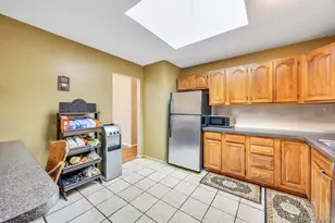 542 Freeman Ave, Brentwood, NY 11717 - Photo 11