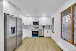 303 Woodbury Rd, Hicksville, NY 11801 - Photo 5