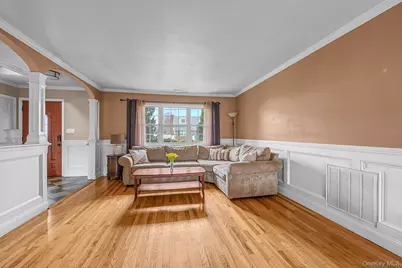 111 Elberta Drive, East Northport, NY 11731 - Photo 3