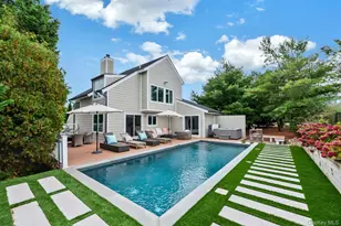 33 Old Canoe Place Rd, Hampton Bays, NY 11946 - Photo 23