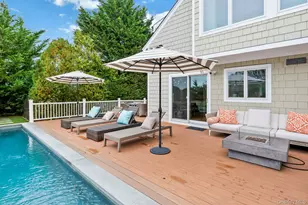 33 Old Canoe Place Rd, Hampton Bays, NY 11946 - Photo 25