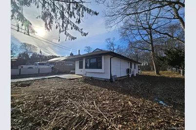 52 Crystal Beach Boulevard, Moriches, NY 11955 - Photo 5