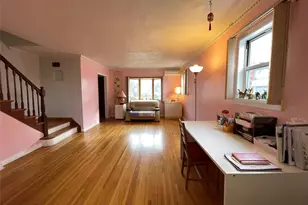 61-52 149th St, Flushing, NY 11367 - Photo 9