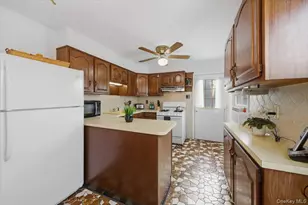 96 White Plains Ave, West Harrison, NY 10604 - Photo 3