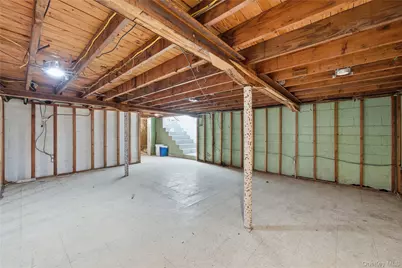 200 N Side Road, Wading River, NY 11792 - Photo 19