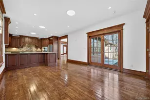 3 Chestnut Ct, Old Westbury, NY 11568 - Photo 19