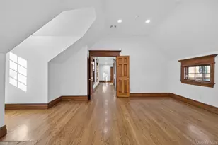 3 Chestnut Ct, Old Westbury, NY 11568 - Photo 25