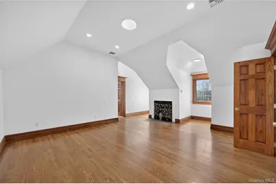 3 Chestnut Court, Old Westbury, NY 11568 - Photo 23