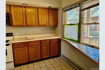 10 Woodland Way N, Ellenville, NY 12428 - Photo 9