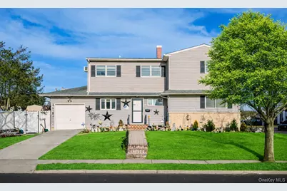 2 Kroll Street, Plainview, NY 11803 - Photo 1