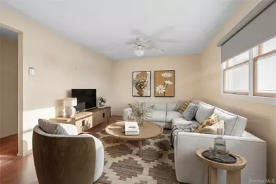 2 Kroll Street, Plainview, NY 11803 - Photo 23