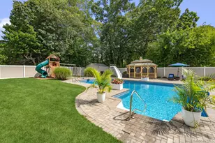 939 Manor Ln, Bay Shore, NY 11706 - Photo 39