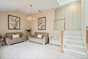 939 Manor Ln, Bay Shore, NY 11706 - Photo 7