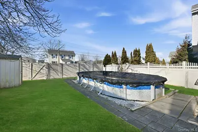 2522 Hewlett Lane, Bellmore, NY 11710 - Photo 31