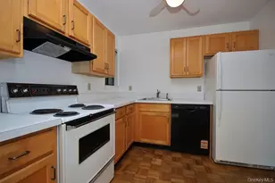 108 Drew Ln, Carmel, NY 10512 - Photo 5