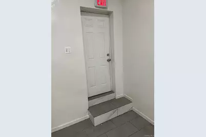 10251 Jamaica Avenue #Store, Richmond Hill, NY 11418 - Photo 9