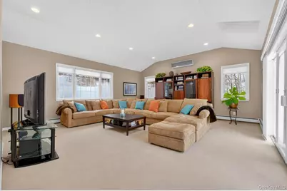 2213 Van Cortlandt Circle, Yorktown Heights, NY 10598 - Photo 13