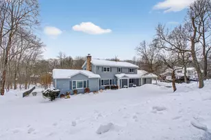 2213 Van Cortlandt Cir, Yorktown Heights, NY 10598 - Photo 41