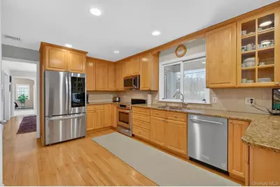 2213 Van Cortlandt Circle, Yorktown Heights, NY 10598 - Photo 15