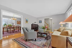 2213 Van Cortlandt Cir, Yorktown Heights, NY 10598 - Photo 9