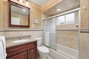 18 Gaylore Dr W, Amityville, NY 11701 - Photo 15