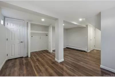 129 Lakeview Drive, Mastic Beach, NY 11951 - Photo 35