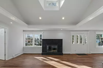 129 Lakeview Drive, Mastic Beach, NY 11951 - Photo 11