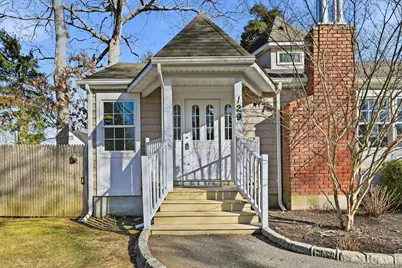 129 Lakeview Drive, Mastic Beach, NY 11951 - Photo 7