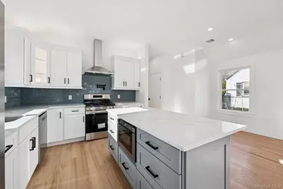 29 Grant Avenue, East Rockaway, NY 11518 - Photo 5