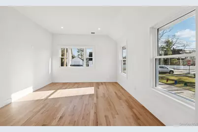 29 Grant Avenue, East Rockaway, NY 11518 - Photo 9