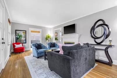 8 Glen Avenue, Port Chester, NY 10573 - Photo 5