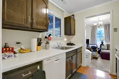 302 Commons Way #E, Fishkill, NY 12524 - Photo 17