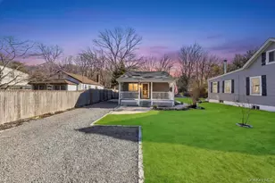 143 Wood Rd, Centereach, NY 11720 - Photo 25