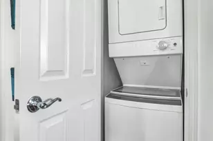 190 Schofield St, Bronx, NY 10464 - Photo 11